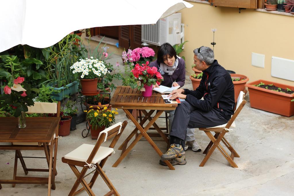 לינה וארוחת בוקר קוורטוצ'ו Fiori E Limoni מראה חיצוני תמונה