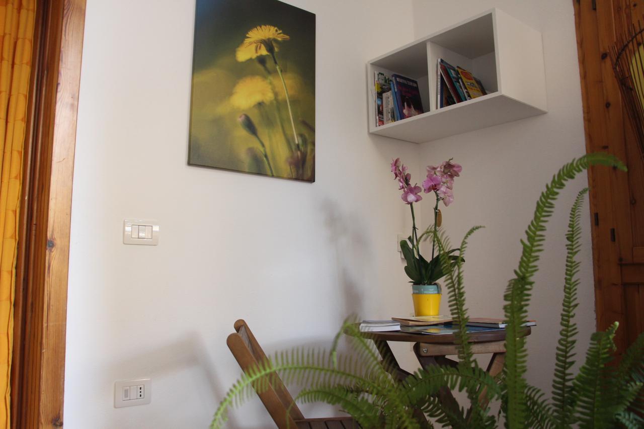 לינה וארוחת בוקר קוורטוצ'ו Fiori E Limoni מראה חיצוני תמונה